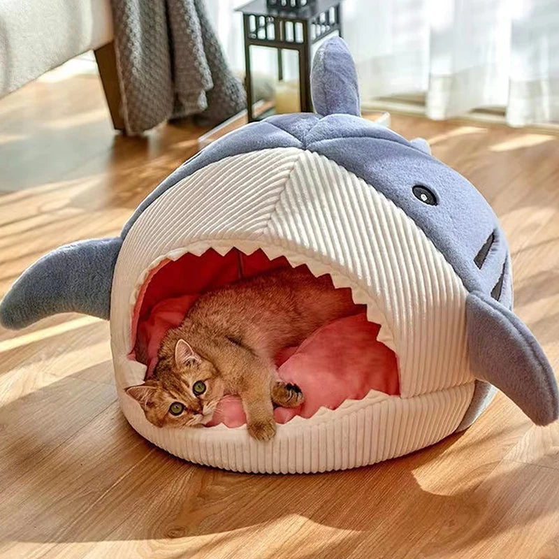 Winter Warm Cat Cartoon Shark Beds - Katokitten