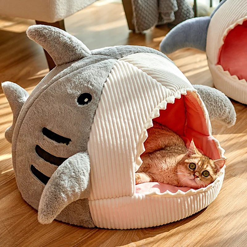 Winter Warm Cat Cartoon Shark Beds - Katokitten